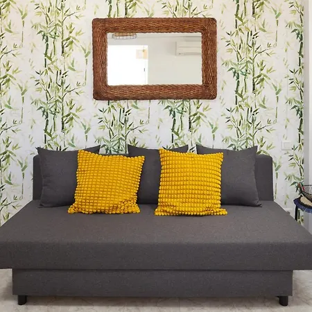Апартаменты Torre Del Mar Studio